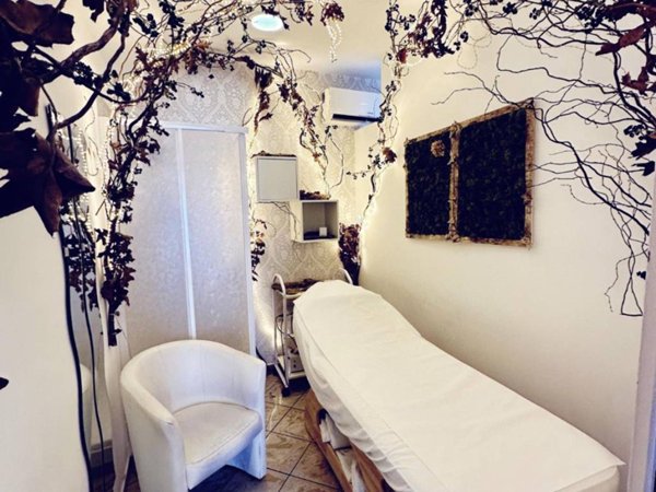 negozio in vendita a Latina in zona Borgo Carso