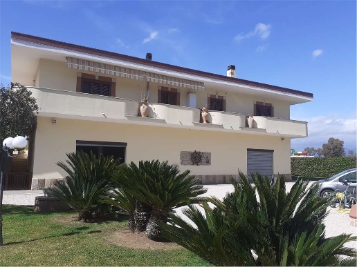 casa indipendente in vendita a Latina in zona Borgo Grappa