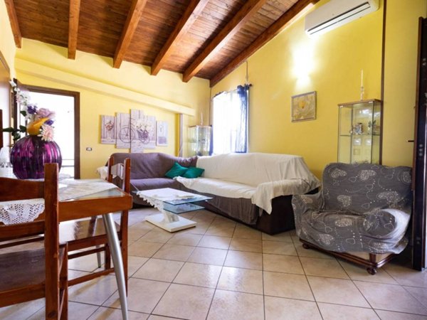 casa indipendente in vendita a Latina in zona Foce Verde