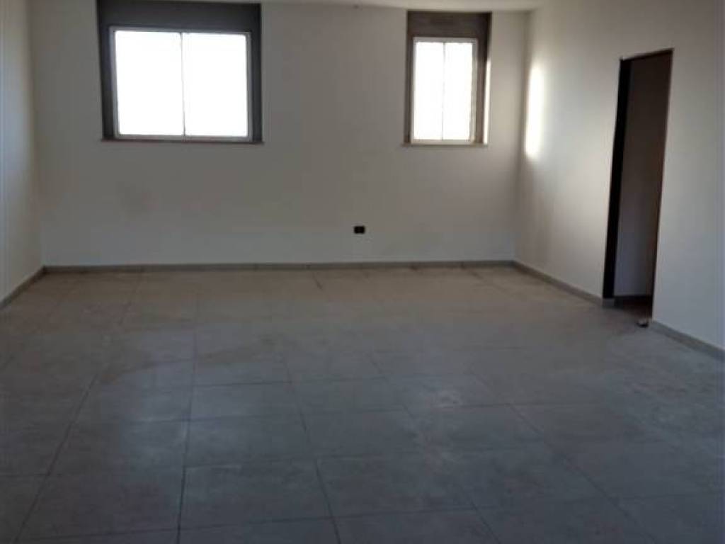 negozio in vendita a Latina in zona Latina Scalo