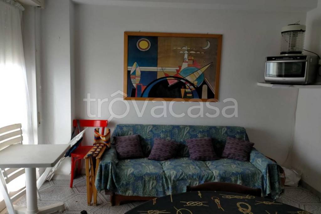 casa indipendente in vendita a Latina