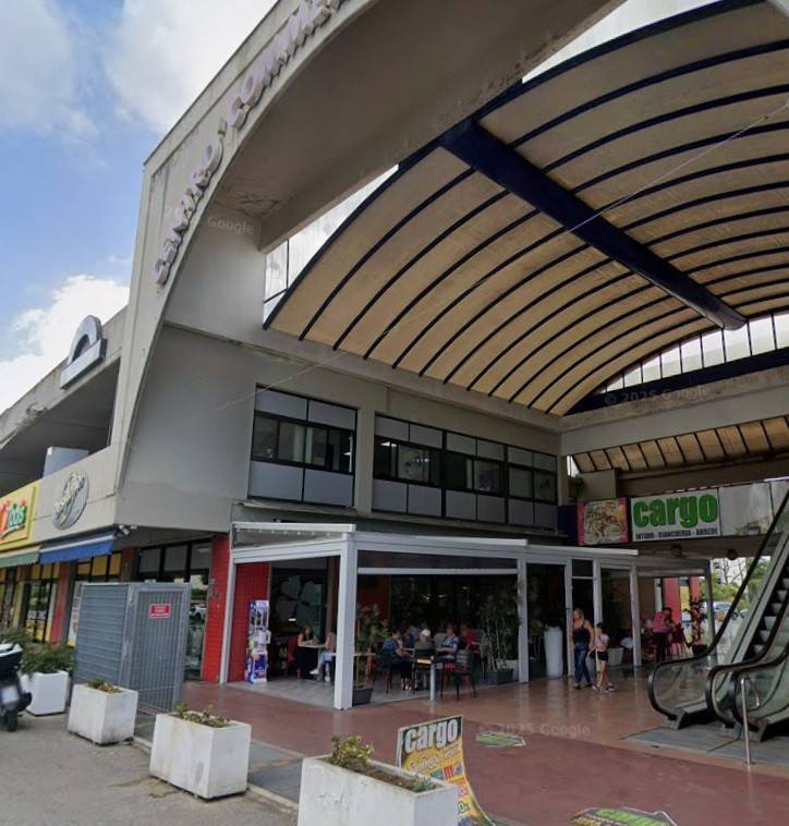 negozio in vendita a Latina