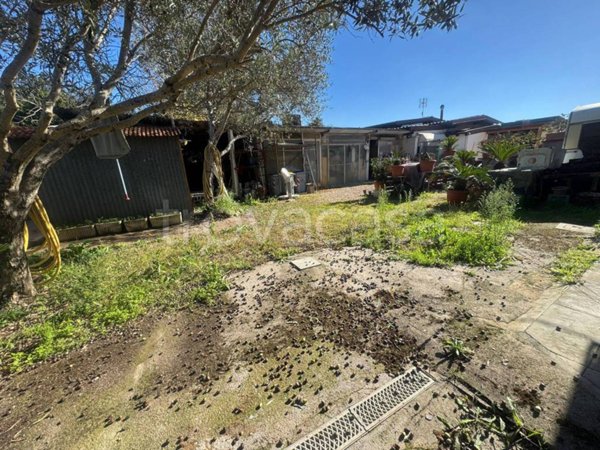 casa indipendente in vendita a Latina in zona Latina Scalo