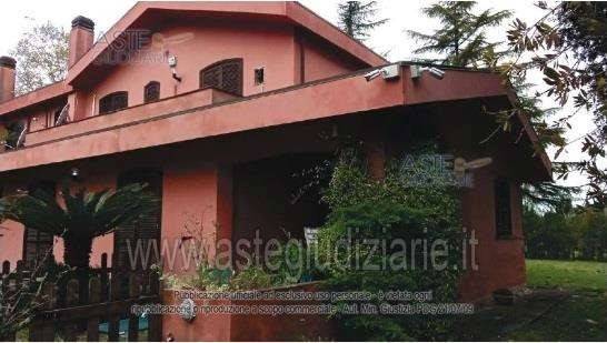 appartamento in vendita a Latina in zona Borgo Grappa