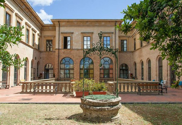 intera palazzina in vendita a Latina in zona Centro Città