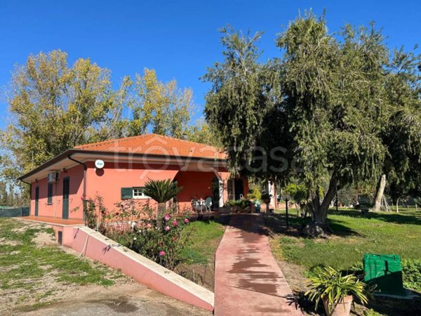 casa indipendente in vendita a Latina