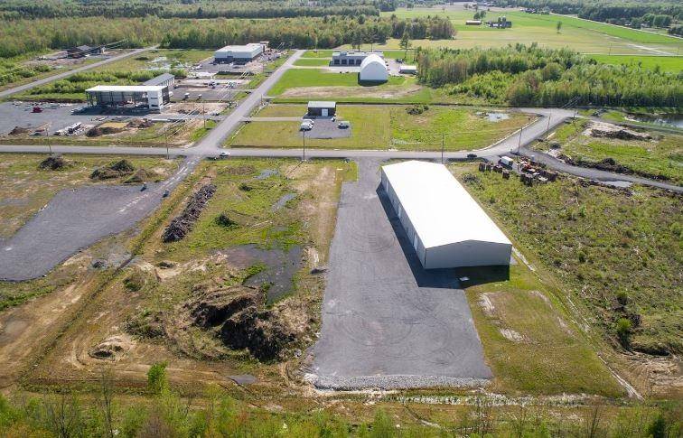 locale commerciale in vendita a Latina