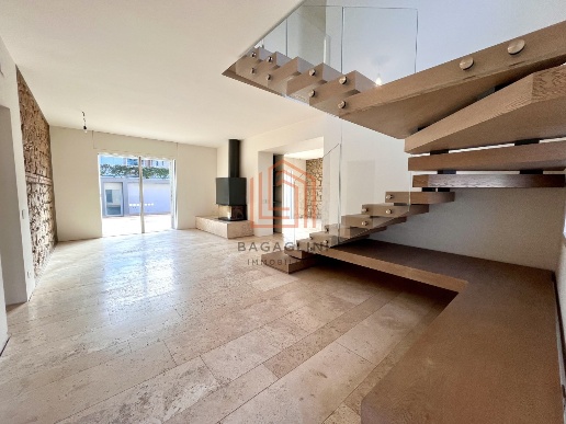 casa indipendente in vendita a Latina in zona Centro Città