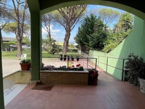 casa indipendente in vendita a Latina