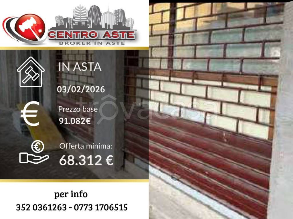 negozio in vendita a Latina in zona Centro Città