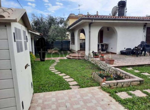 appartamento in vendita a Latina in zona Foce Verde