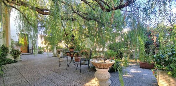 casa indipendente in vendita a Latina