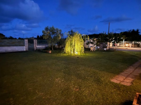 casa indipendente in vendita a Latina