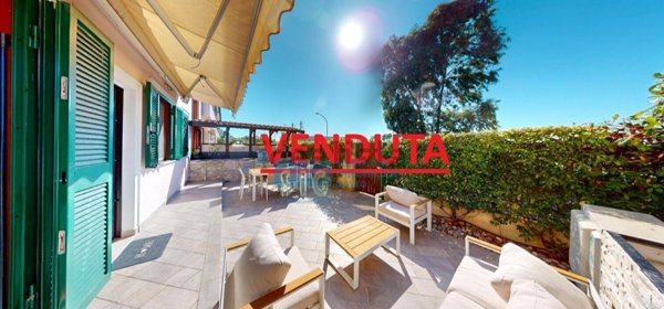 casa indipendente in vendita a Latina