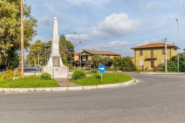casa indipendente in vendita a Latina in zona Borgo Bainsizza
