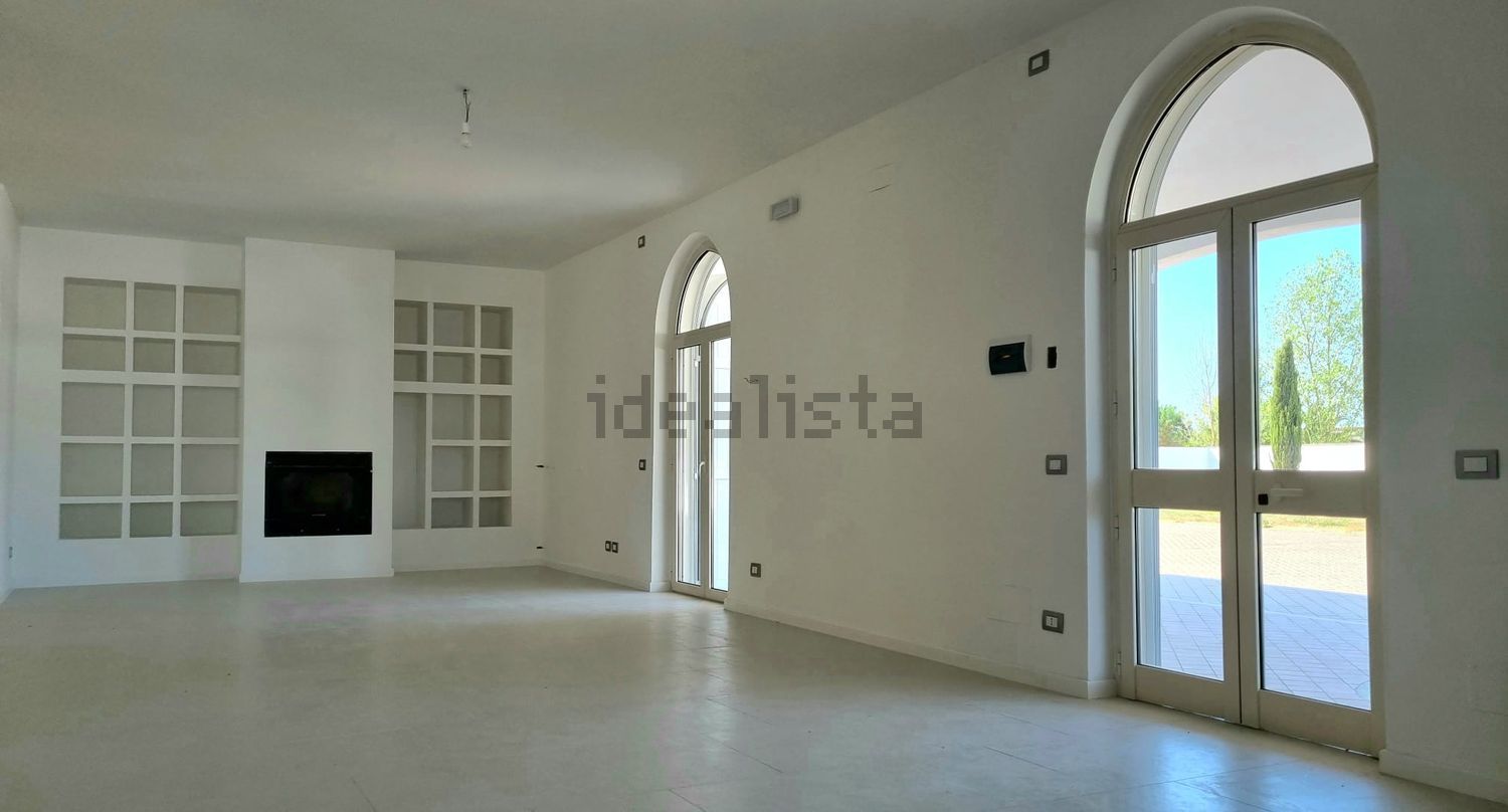 casa indipendente in vendita a Latina