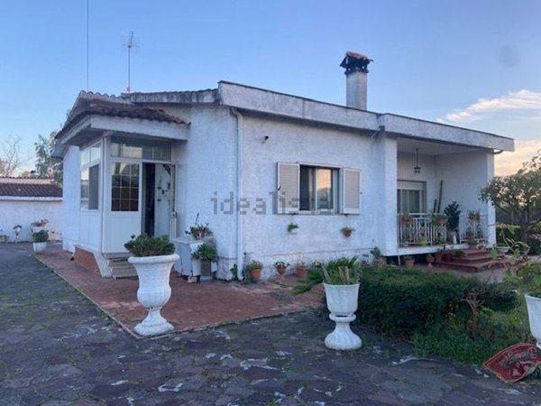 casa indipendente in vendita a Latina in zona Chiesuola