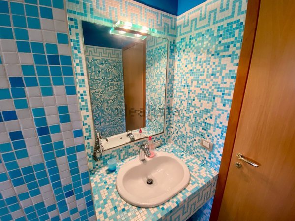 pentavano in vendita a Latina