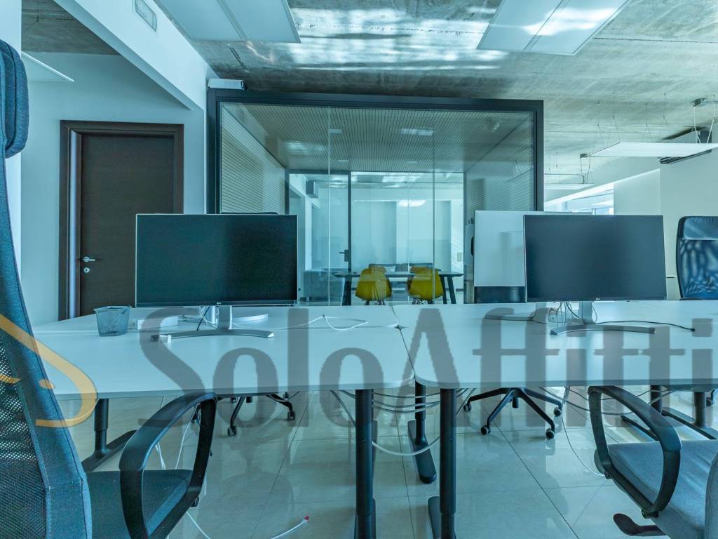 ufficio in vendita a Latina in zona Centro Città