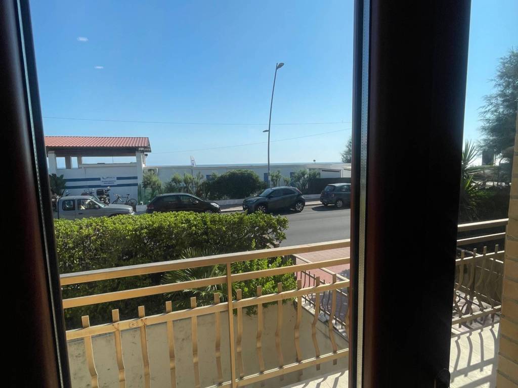 appartamento in vendita a Latina in zona Foce Verde