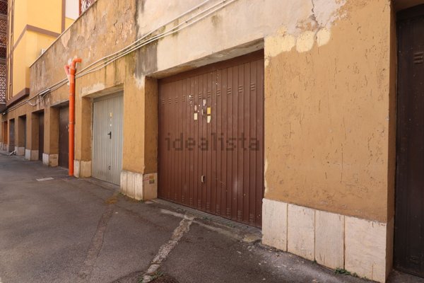 locale di sgombero in vendita a Latina