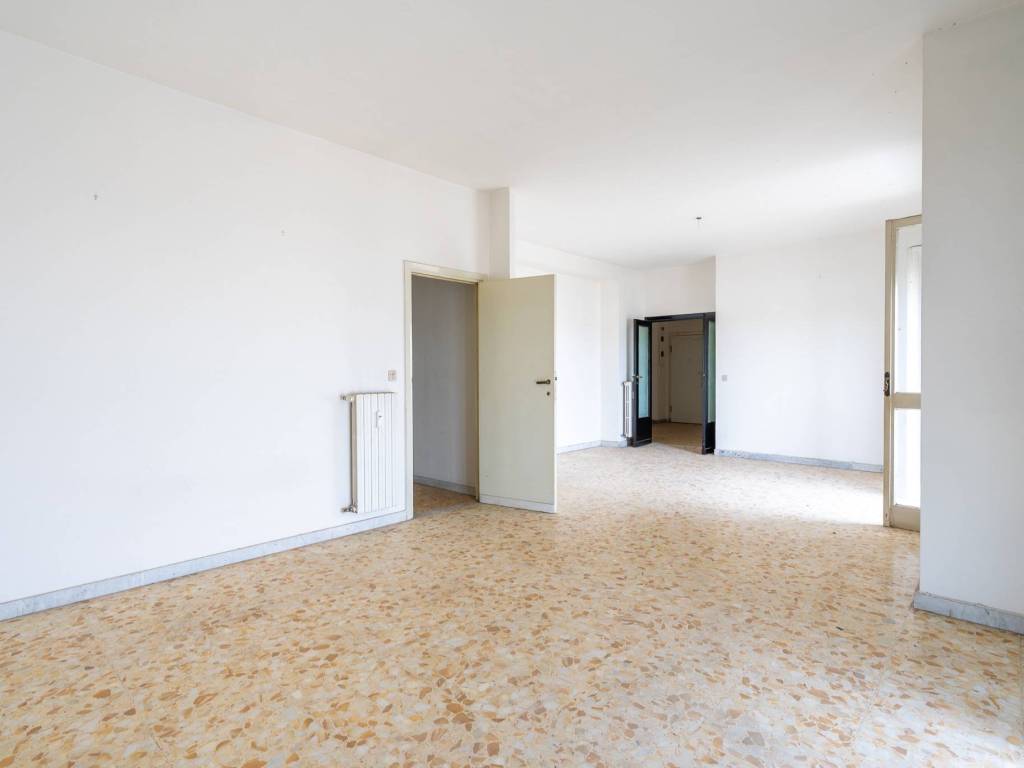 appartamento in vendita a Latina in zona Centro Città