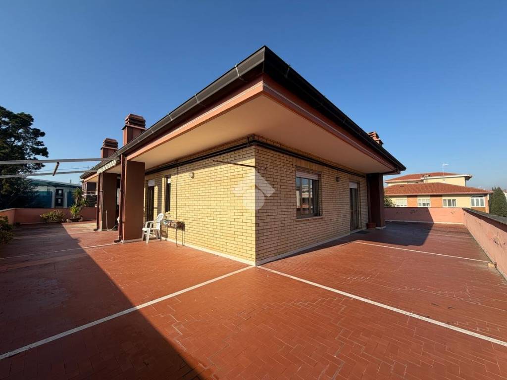 appartamento in vendita a Latina in zona Centro Città