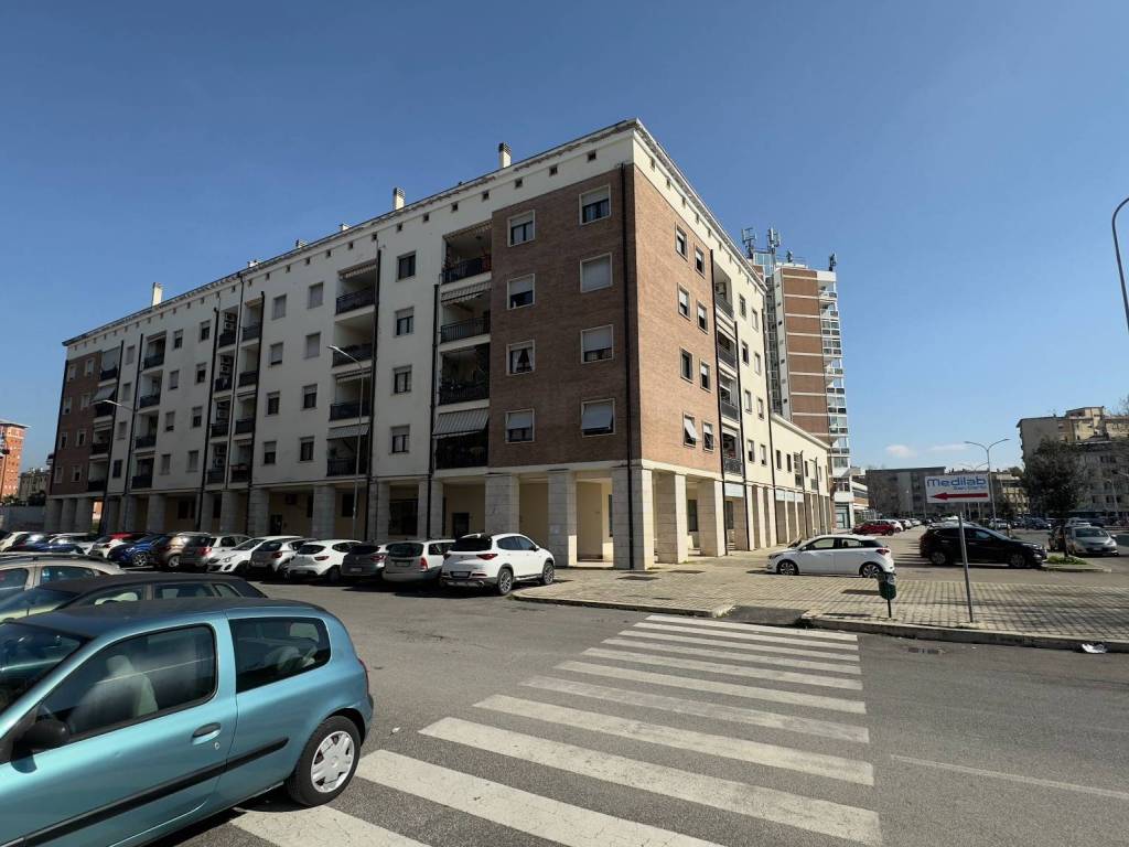 appartamento in vendita a Latina in zona Centro Città