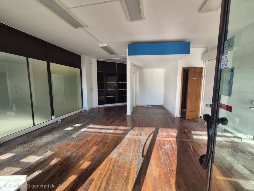 negozio in vendita a Latina