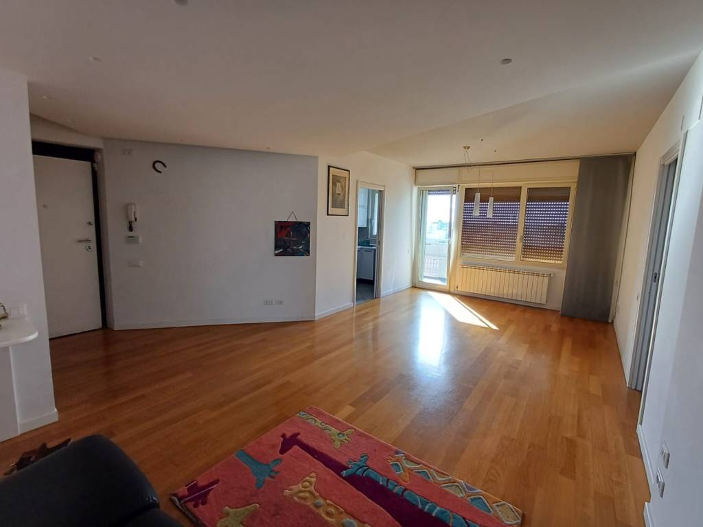 appartamento in vendita a Latina in zona Centro Città