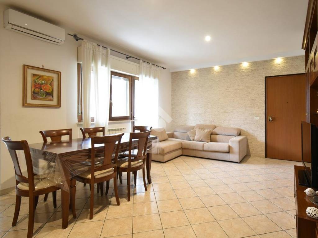 appartamento in vendita a Latina in zona Latina Scalo