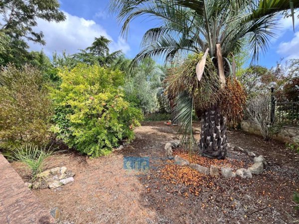 casa indipendente in vendita a Latina in zona Latina Scalo