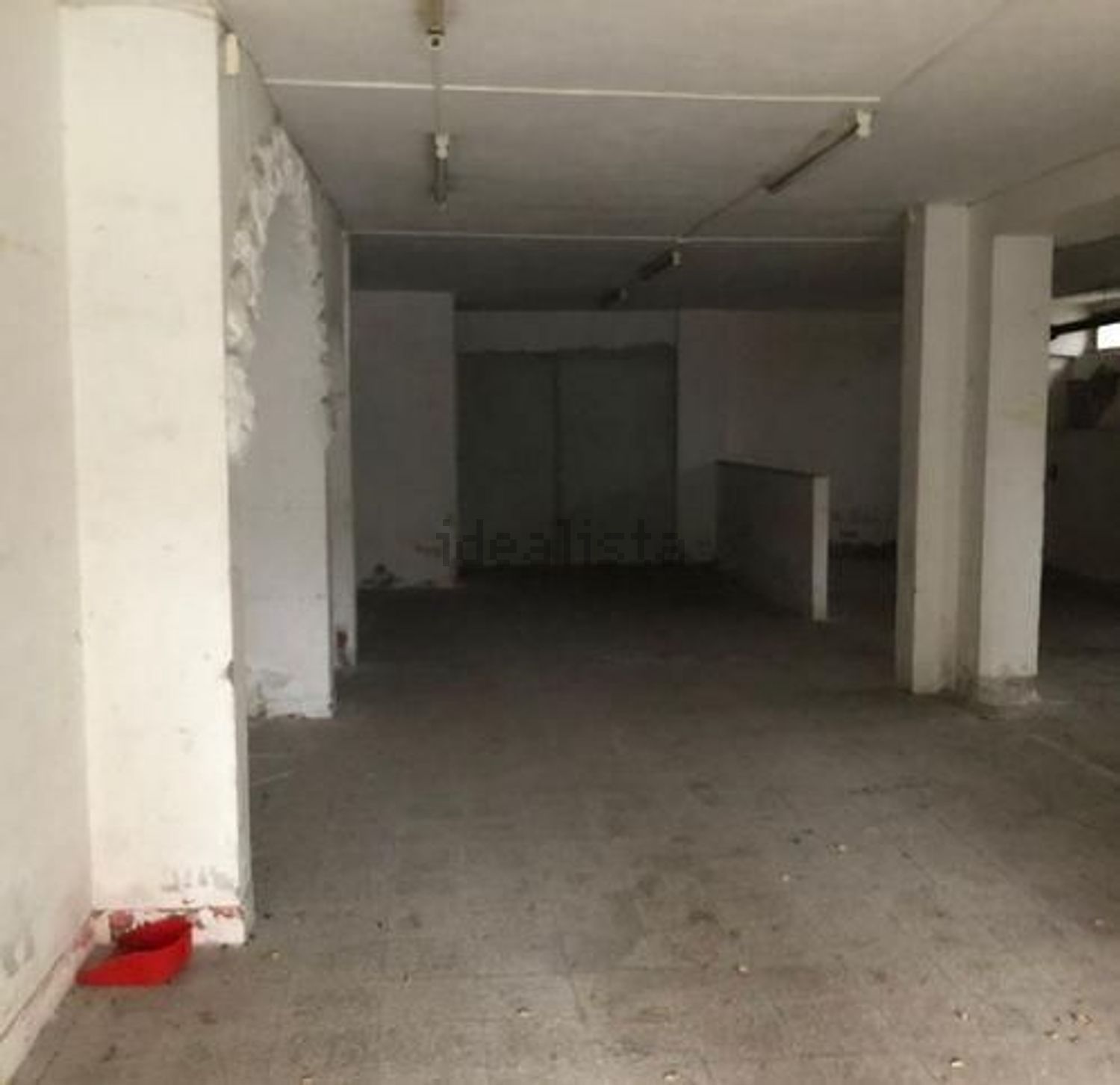 locale di sgombero in vendita a Latina