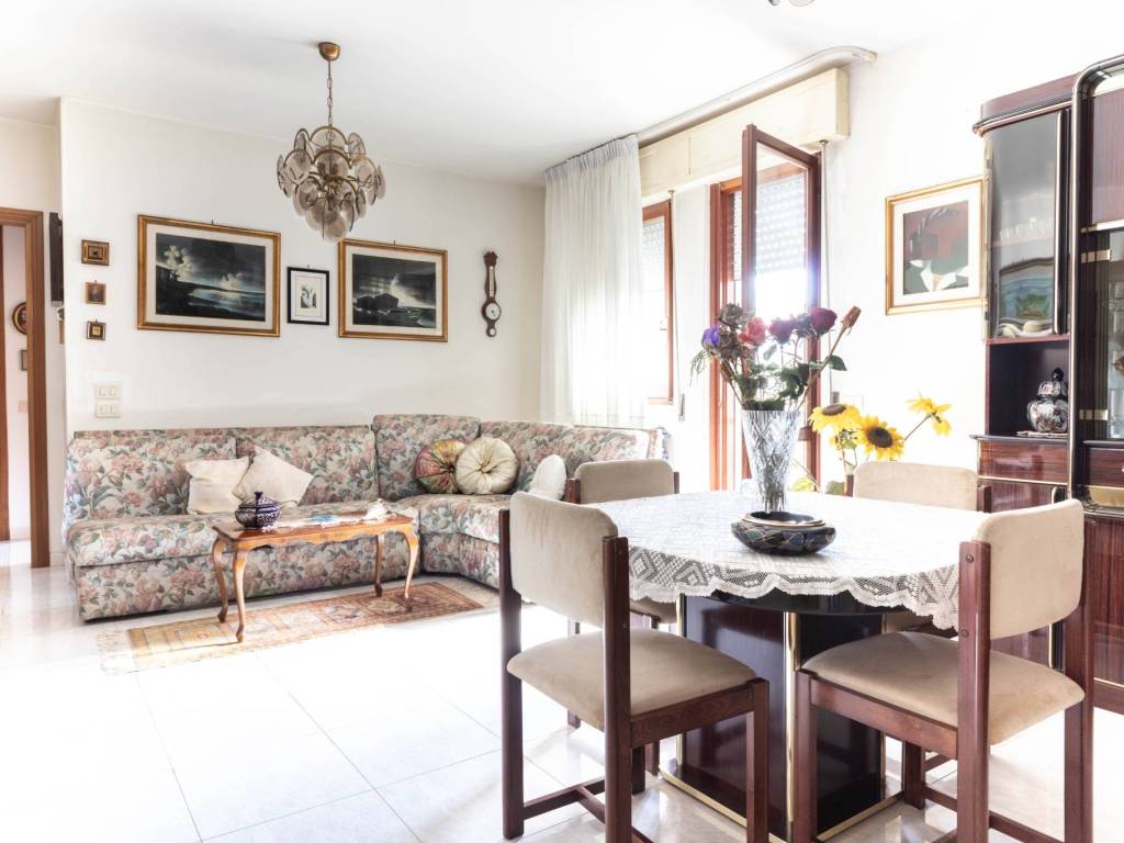 appartamento in vendita a Latina in zona Centro Città