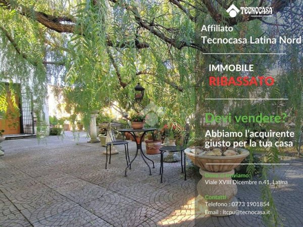 casa indipendente in vendita a Latina