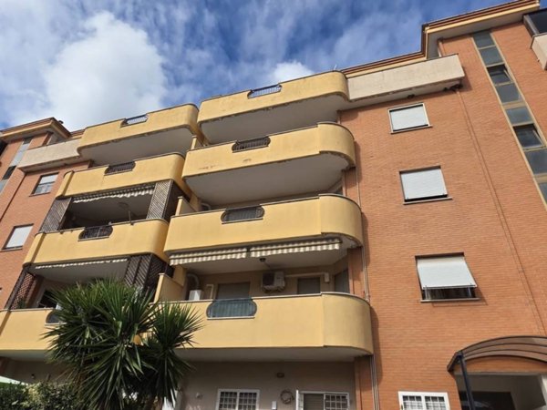 appartamento in vendita a Latina in zona Acciarella