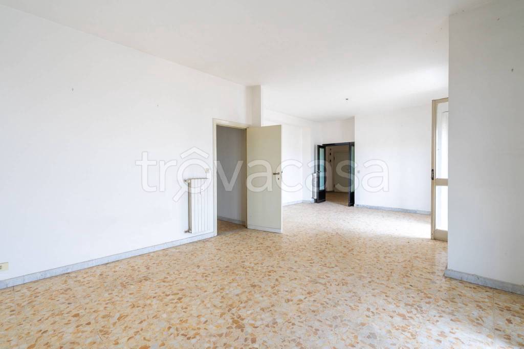 appartamento in vendita a Latina in zona Centro Città