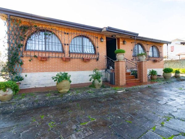 casa indipendente in vendita a Latina in zona Borgo Santa Maria