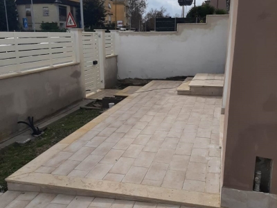 casa indipendente in vendita a Latina in zona Centro Città