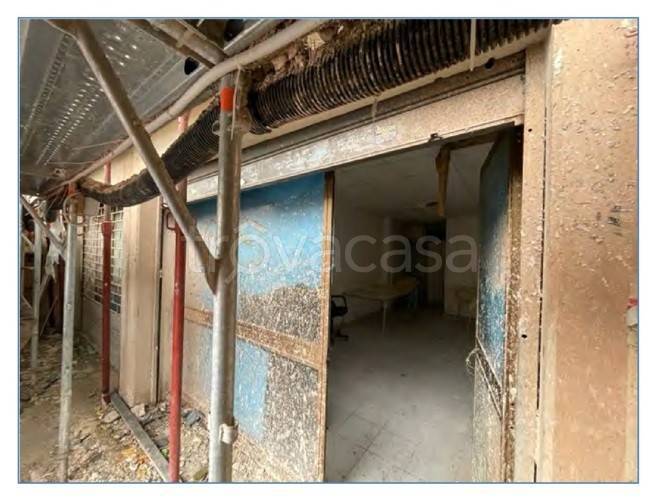 negozio in vendita a Latina