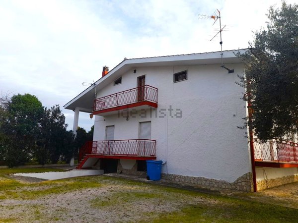 casa indipendente in vendita a Latina in zona Borgo San Michele