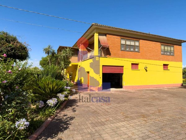 casa indipendente in vendita a Latina in zona Borgo Grappa