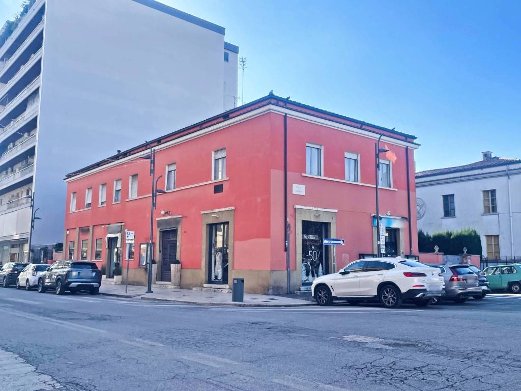 appartamento in vendita a Latina in zona Centro Città