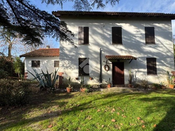 casa indipendente in vendita a Latina in zona Borgo Sabotino
