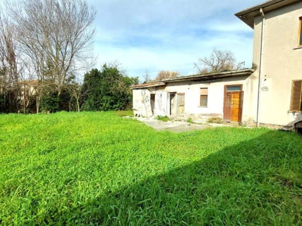 pentavano in vendita a Latina in zona Centro Città