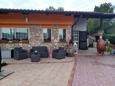 casa indipendente in vendita a Latina in zona Foce Verde