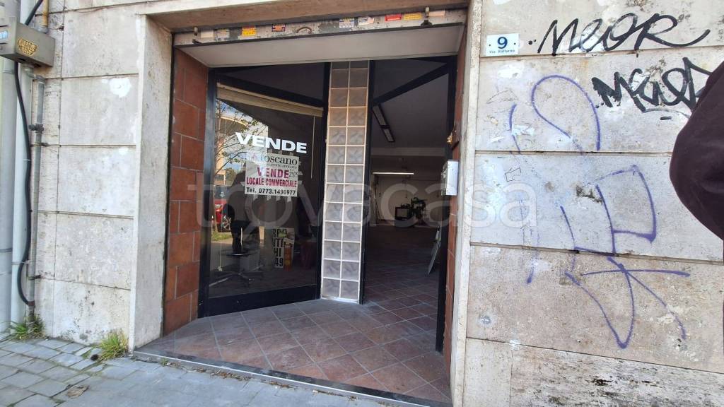 negozio in vendita a Latina