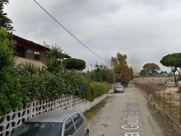 casa indipendente in vendita a Latina