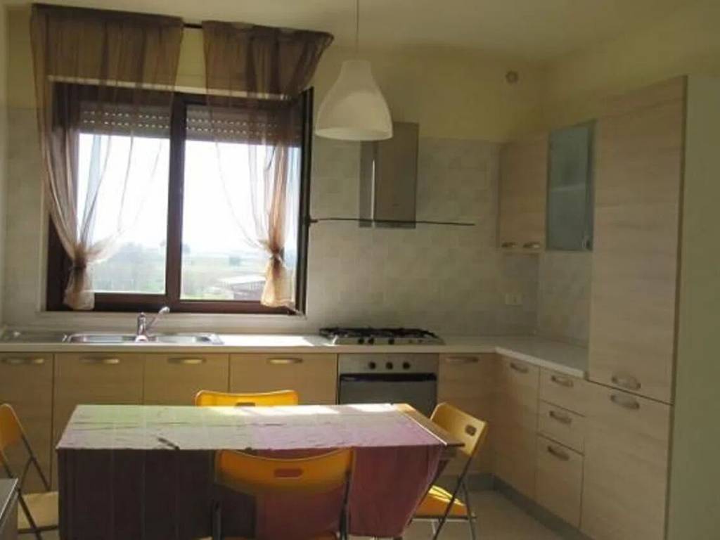 appartamento in vendita a Latina in zona Latina Scalo