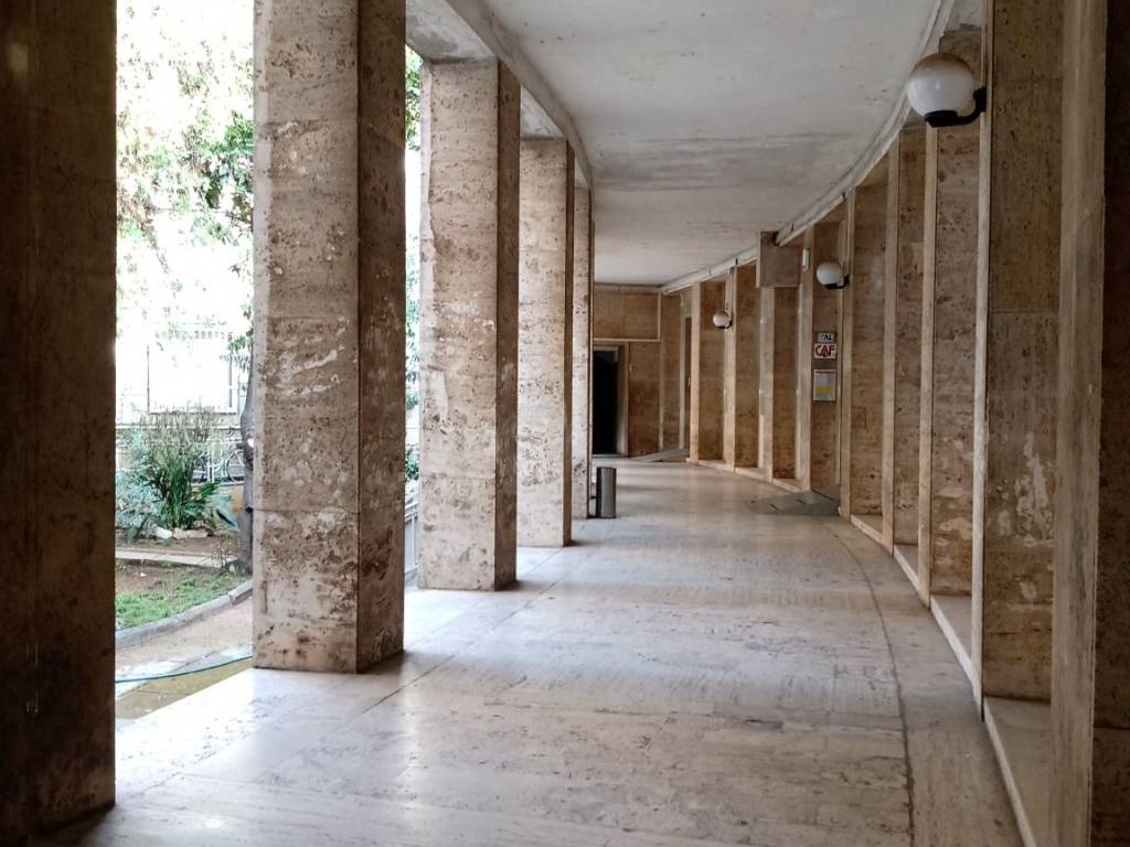 ufficio in vendita a Latina in zona Centro Città